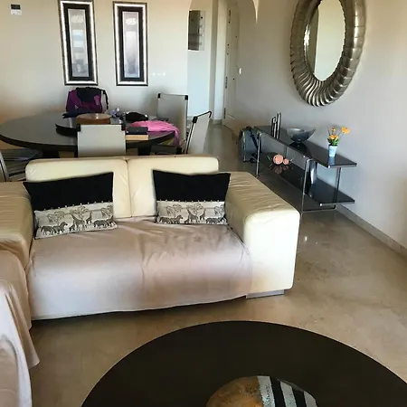 3 Bedroom Apartment, Duquesa, Spain *